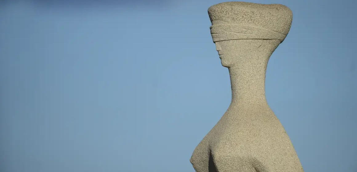 STF amplia alcance da Lei Maria da Penha para proteger mulheres em qualquer contexto, incluindo violência política de gênero nas eleições