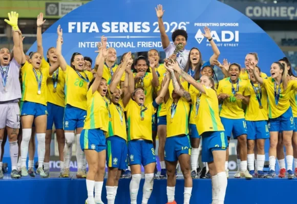 Deputadas articulam contra lei que obriga férias escolares durante a Copa Feminina de 2027
