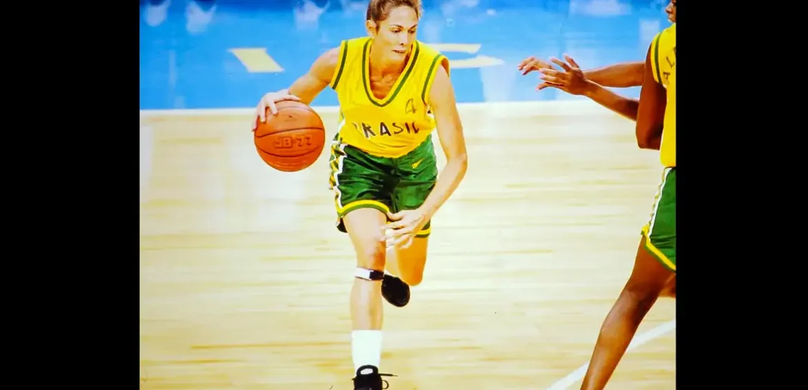 Hortência é indicada a prêmio de maior atleta da história dos Mundiais de basquete; brasileira é única sul-americana entre nove candidatas