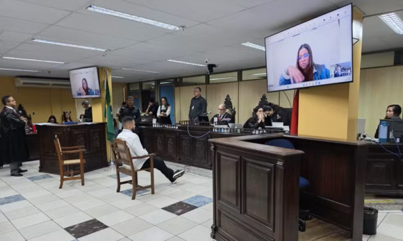 Dono de lancha é condenado a 4 anos e 10 meses por porte e disparo de arma, mas absolvido por homicídio no caso Yasmin Macêdo 