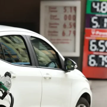 Governo anuncia pacote de R$ 7 bilhões por mês para conter alta dos combustíveis