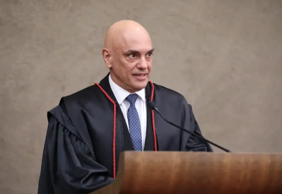 Moraes será relator de ação que solicita registros de acesso ao Senado