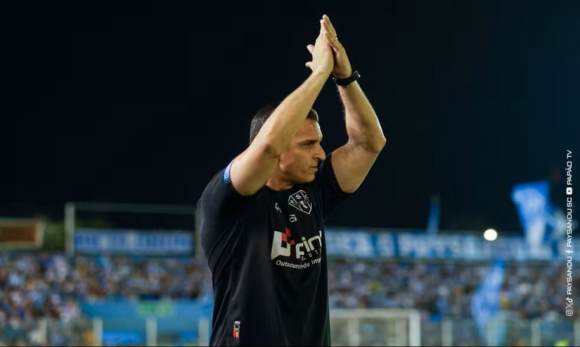 55457401676-e73d136520-k Paysandu demite técnico Júnior Rocha após mais uma derrota na Série C