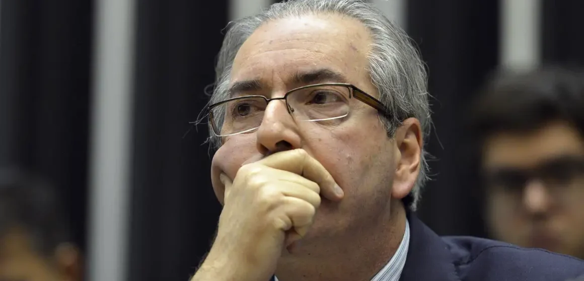 TRE-MG barra candidatura de Eduardo Cunha a deputado federal