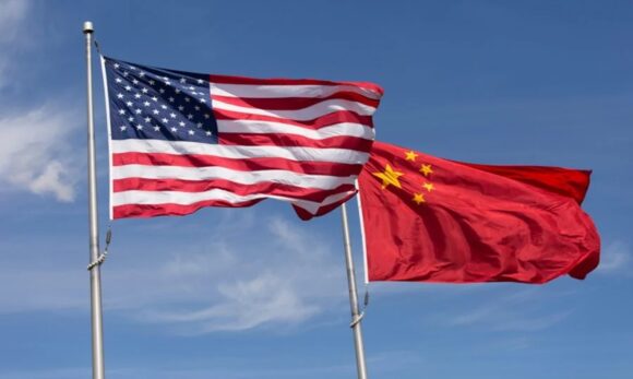 China e Estados Unidos reduzem tarifas e ampliam diálogo sobre inteligência artificial