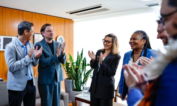 Leonardo DiCaprio se reúne com Janja e autoridades brasileiras para discutir pautas ambientais