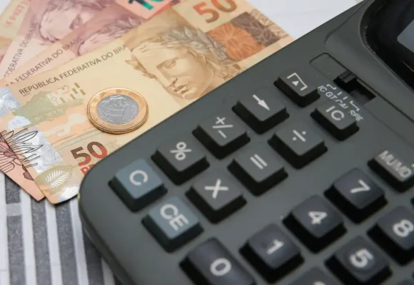 Prazo para empresas optarem por Simples é prorrogado para outubro
