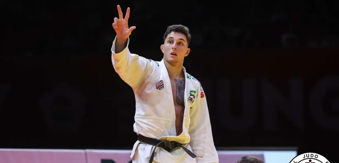 guilherme_smichdt_ouro_grand_slam_budapeste_2026 Guilherme Schimidt é ouro e Brasil fecha Grand Slam de judô com 3 pódios