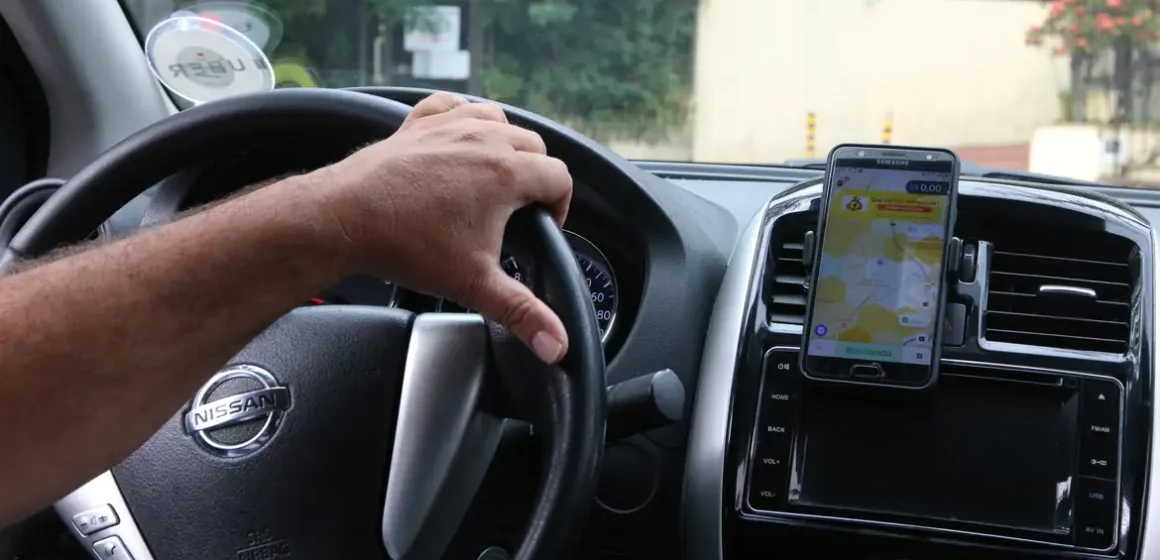 CMN regulamenta crédito de até R$ 200 mil para taxistas e motoristas de aplicativo