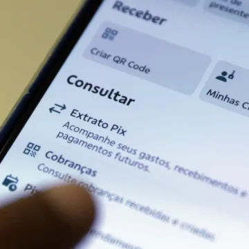 Pix tem queda de 10% nas transações após proibição de bets