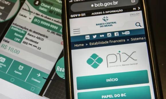 Pix parcelado ganha espaço entre bancos e exige atenção aos custos