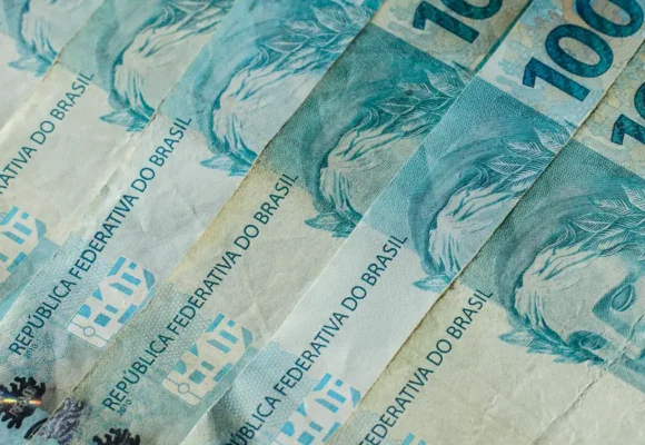 Tesouro paga R$ 79,95 milhões em dívidas de estados e municípios em agosto