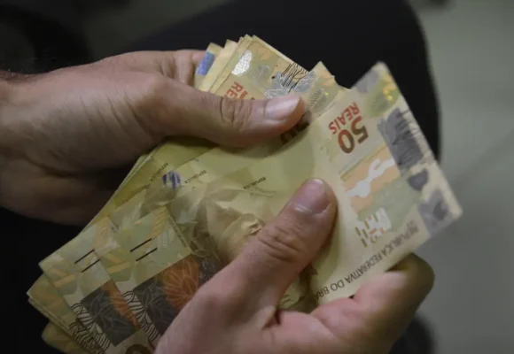 Prazo para solicitar ressarcimento do Pis/Pasep termina nesta quarta