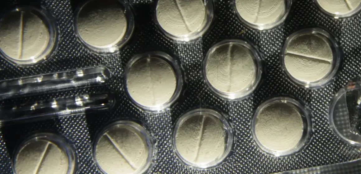 Anvisa aprova Aquipta, novo medicamento oral para prevenção de enxaqueca em adultos