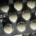 Anvisa aprova Aquipta, novo medicamento oral para prevenção de enxaqueca em adultos