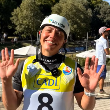 Ana Sátila é campeã do C1 na final da Copa do Mundo de canoagem slalom