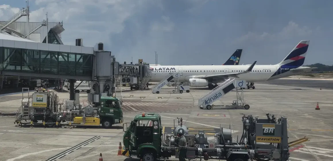 Petrobras aumenta preço do querosene de aviação em 11,76%
