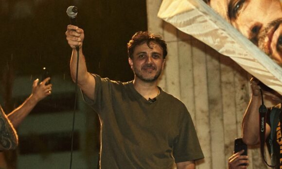 Renan Santos descarta fraude nas eleições e atribui derrota de Flávio Bolsonaro à rejeição ao bolsonarismo