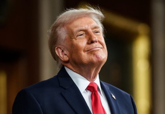 Jornal afirma que governo Trump destina US$ 1 milhão a projeto relacionado ao STF