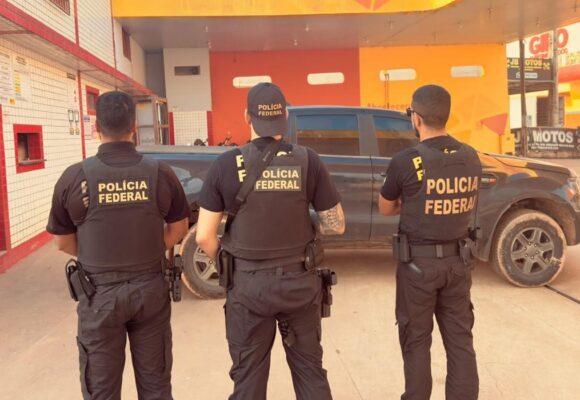 Operação contra comércio ilegal de ouro no Pará resulta na apreensão de helicóptero pela Polícia Federal