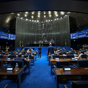 Senado inicia nesta terça (6) a discussão sobre proposta que prevê fim da escala 6×1