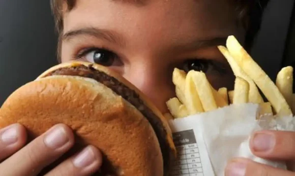 OMS apresenta novas recomendações para combater obesidade entre crianças