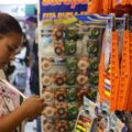 Vendas no comércio varejista variam 0,1% em agosto, após queda de 0,8% em julho, aponta IBGE